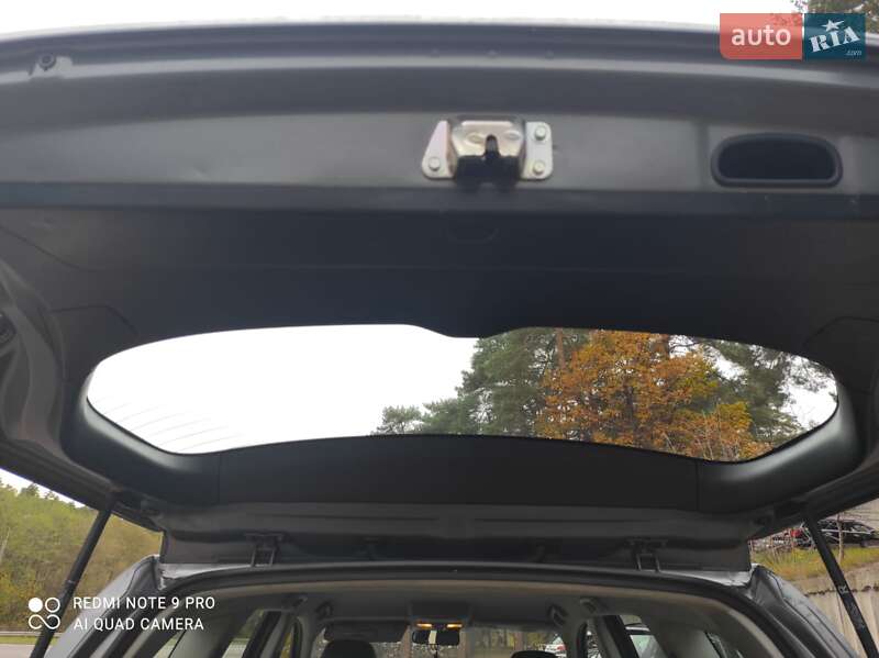 Внедорожник / Кроссовер Citroen C-Crosser 2010 в Луцке фото 14 Внедорожник / Кроссовер Citroen C-Crosser 2010 в Луцке