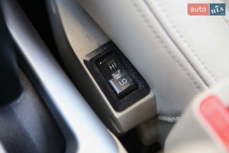 Позашляховик / Кросовер Citroen C-Crosser 2007 в Харкові