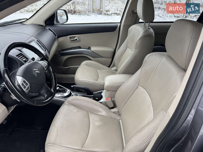 Позашляховик / Кросовер Citroen C-Crosser 2010 в Радивиліві