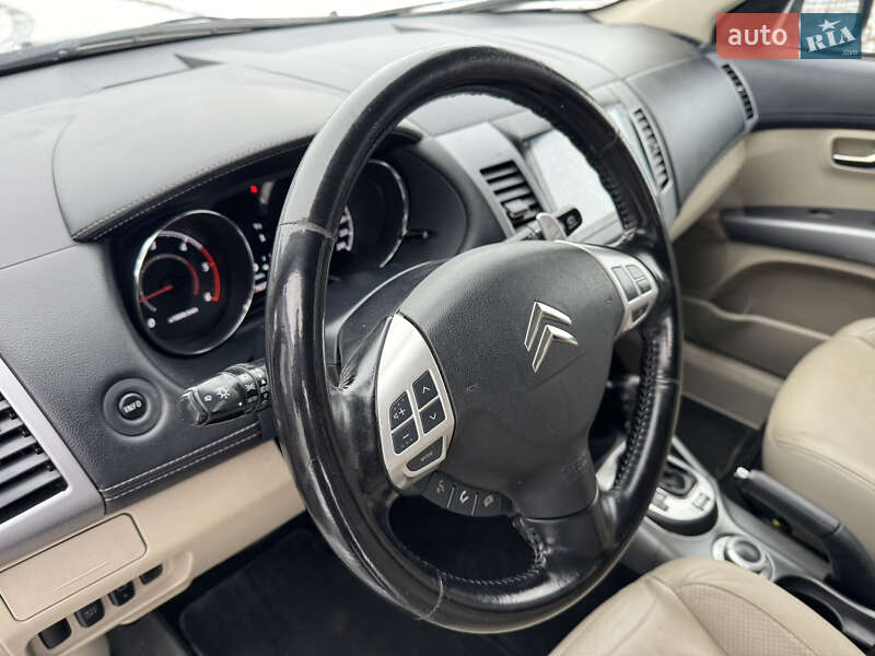 Позашляховик / Кросовер Citroen C-Crosser 2010 в Радивиліві