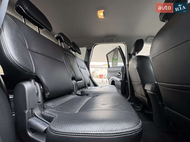 Позашляховик / Кросовер Citroen C-Crosser 2012 в Житомирі фото 34 Позашляховик / Кросовер Citroen C-Crosser 2012 в Житомирі