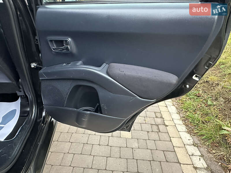 Внедорожник / Кроссовер Citroen C-Crosser 2011 в Коломые фото 35 Внедорожник / Кроссовер Citroen C-Crosser 2011 в Коломые