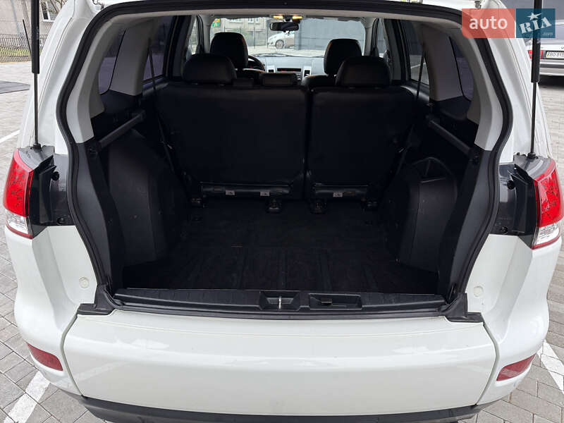 Внедорожник / Кроссовер Citroen C-Crosser 2012 в Кременце фото 45 Внедорожник / Кроссовер Citroen C-Crosser 2012 в Кременце