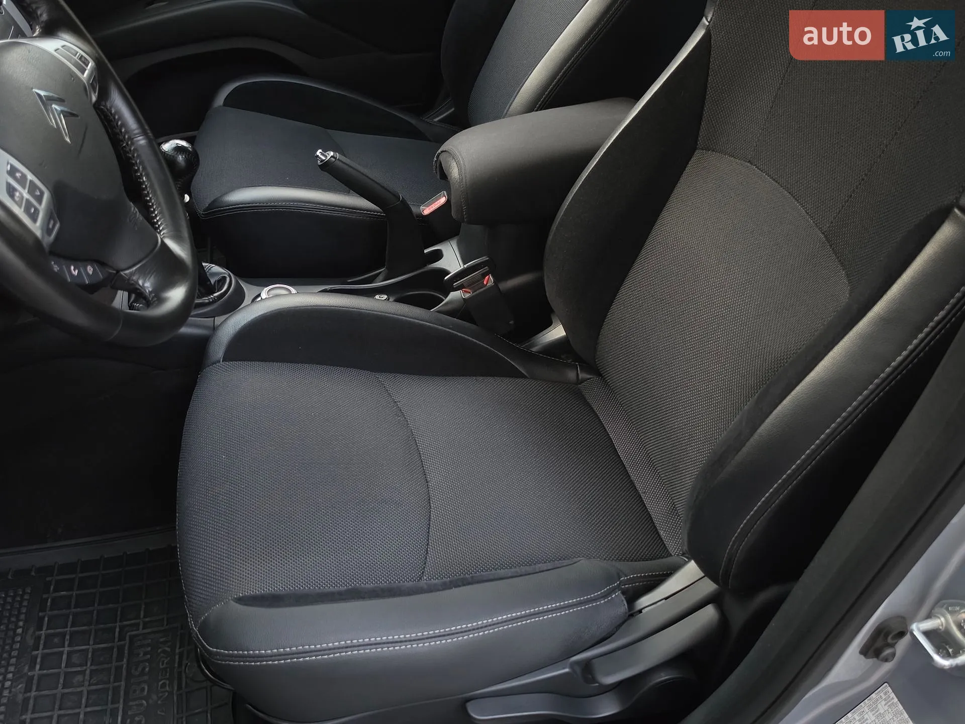 2012 Citroen C-Crosser - мініатюра 21