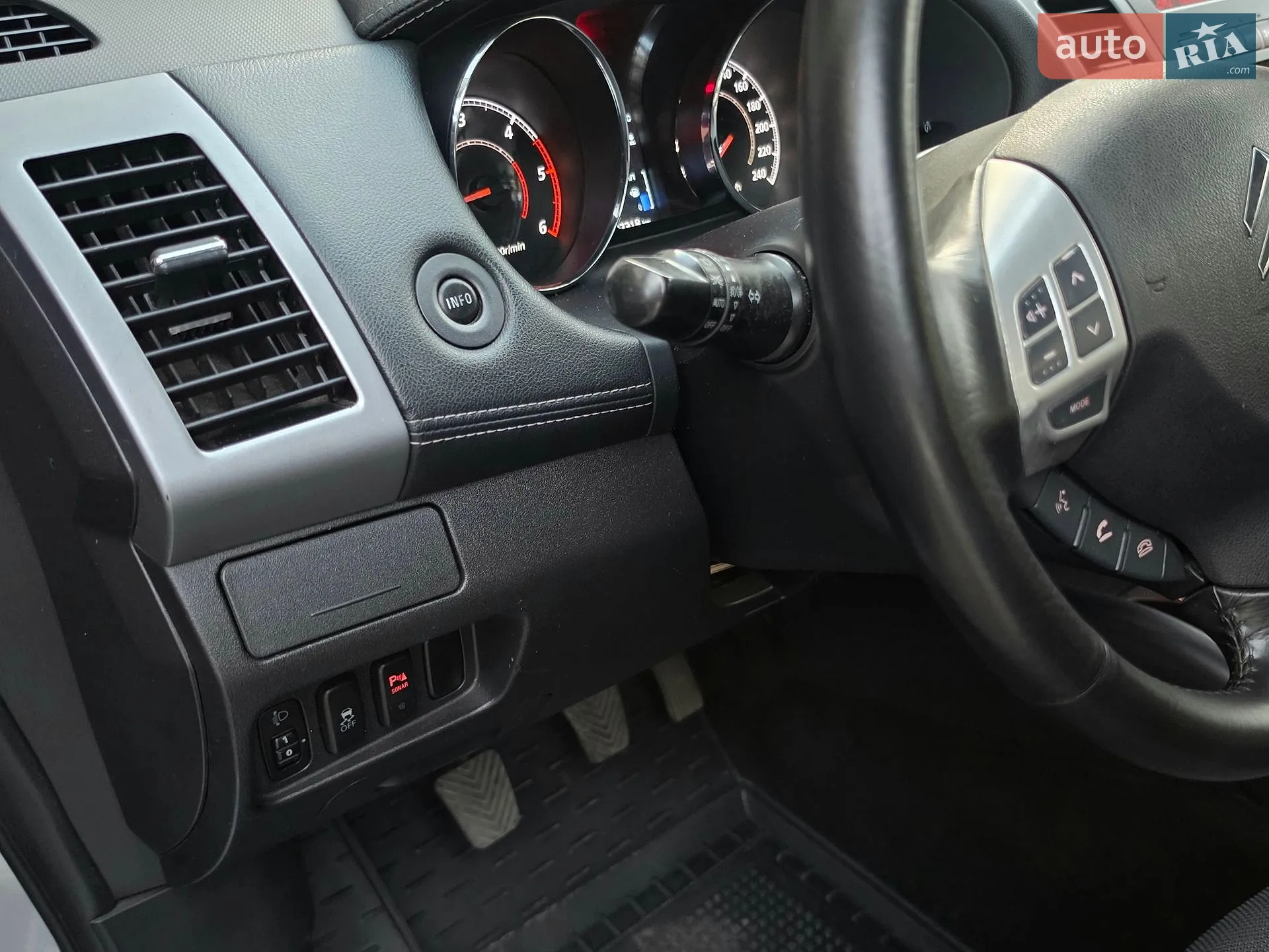 2012 Citroen C-Crosser - мініатюра 23