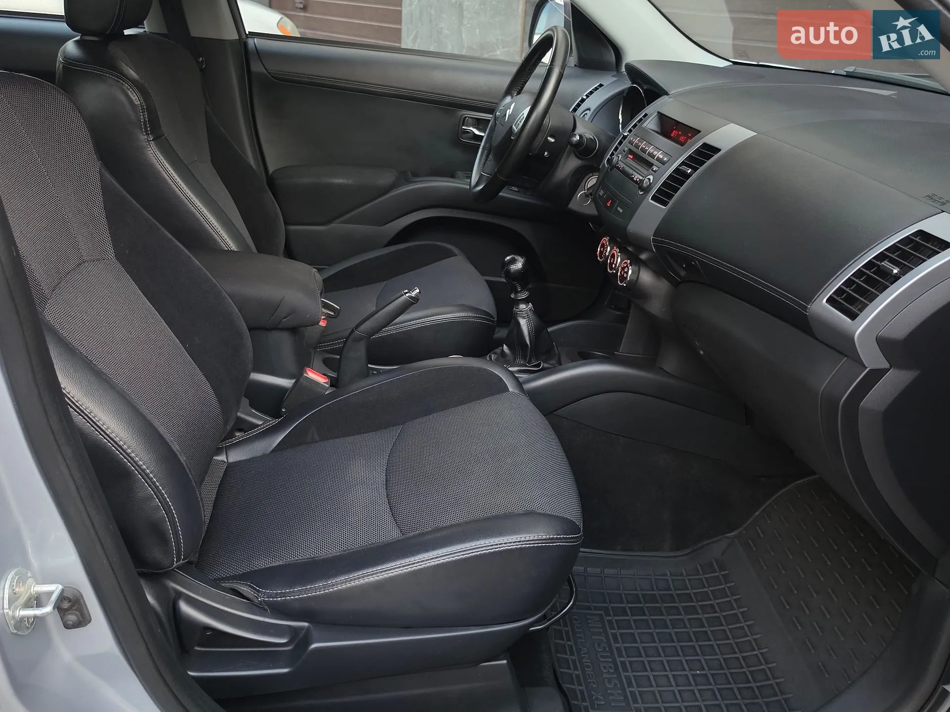 2012 Citroen C-Crosser - мініатюра 34