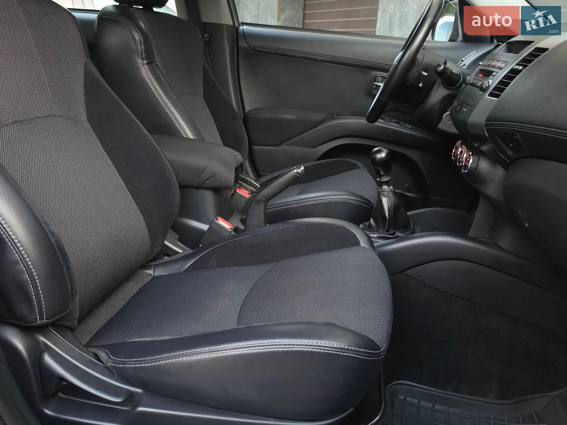 2012 Citroen C-Crosser - мініатюра 35