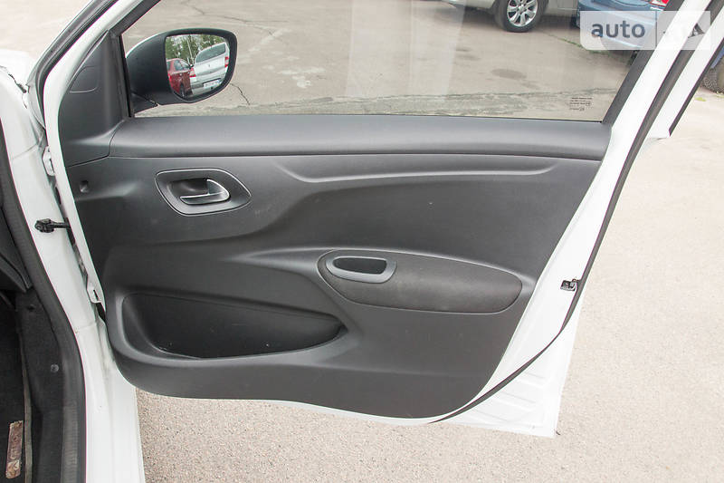 Седан Citroen C-Elysee 2015 в Запоріжжі