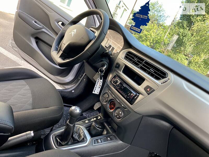 Седан Citroen C-Elysee 2017 в Киеве фото 35 Седан Citroen C-Elysee 2017 в Киеве