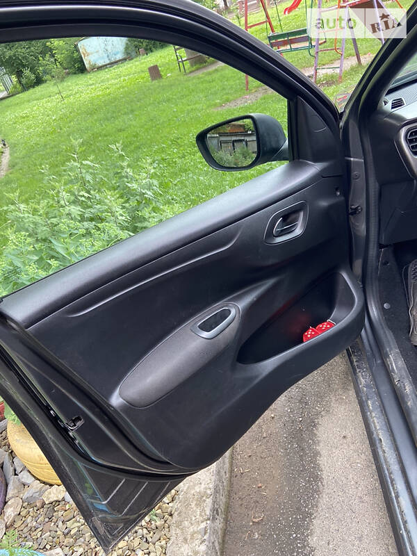 Седан Citroen C-Elysee 2013 в Калуше