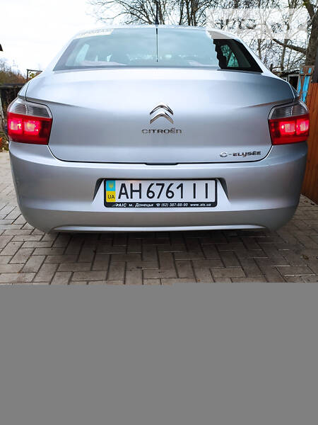 Седан Citroen C-Elysee 2013 в Мукачевому