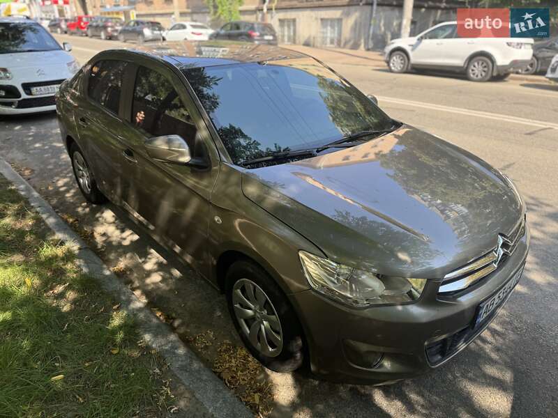 Седан Citroen C-Elysee 2013 в Ладыжине