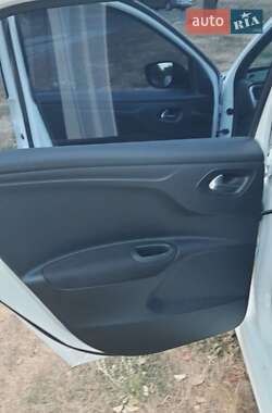 Седан Citroen C-Elysee 2018 в 