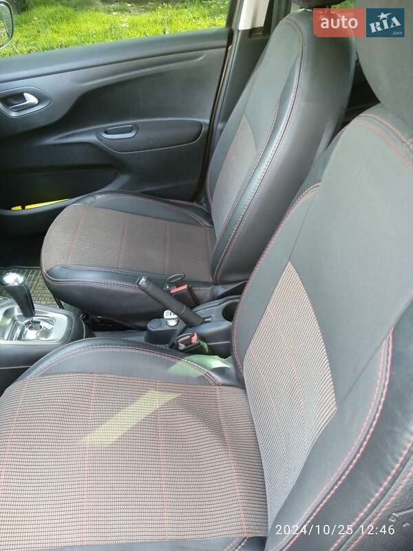 Седан Citroen C-Elysee 2016 в Тульчине