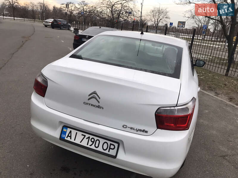 Седан Citroen C-Elysee 2013 в Киеве