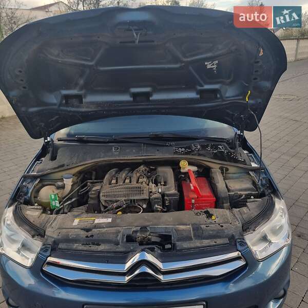 Седан Citroen C-Elysee 2013 в Ужгороде