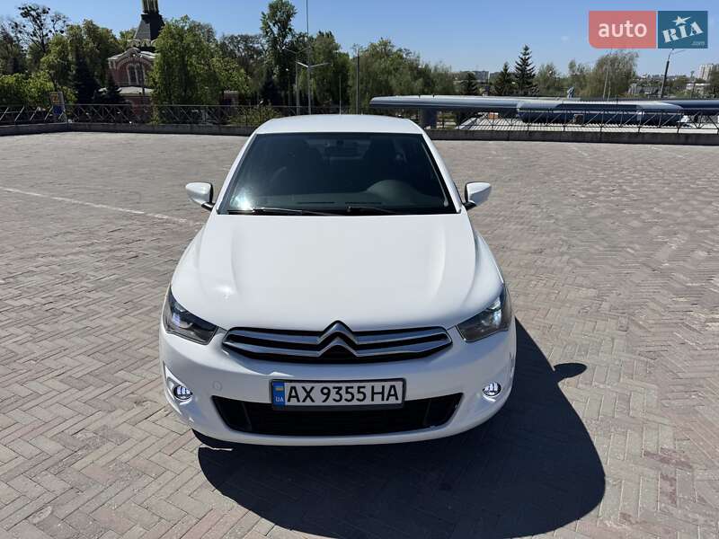 Седан Citroen C-Elysee 2013 в 