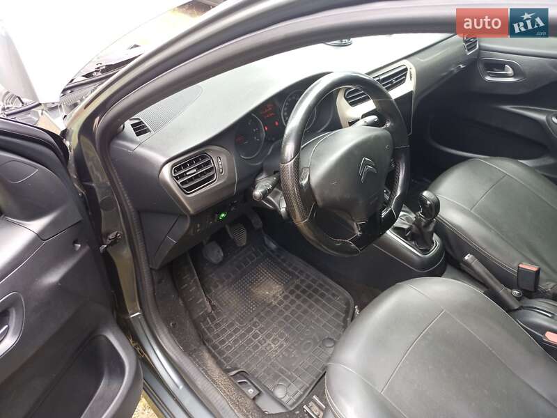 Седан Citroen C-Elysee 2016 в Львове