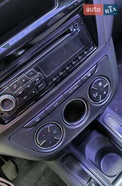 Седан Citroen C-Elysee 2013 в 