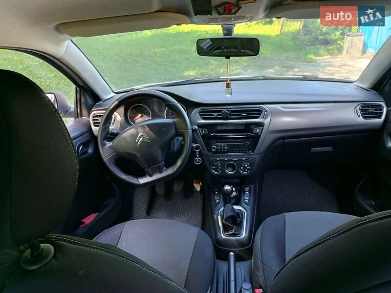 Седан Citroen C-Elysee 2013 в Львове