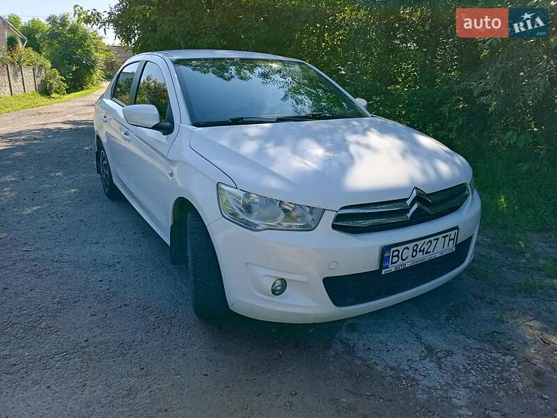 Седан Citroen C-Elysee 2013 в 