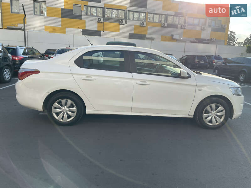 Седан Citroen C-Elysee 2013 в Киеве