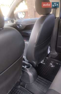Седан Citroen C-Elysee 2013 в 