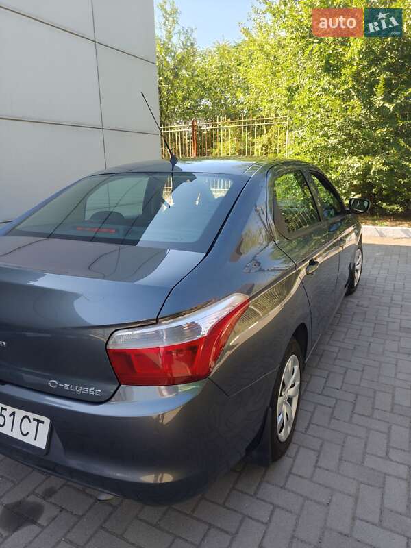 Седан Citroen C-Elysee 2016 в Запорожье