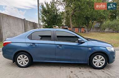 Седан Citroen C-Elysee 2013 в 