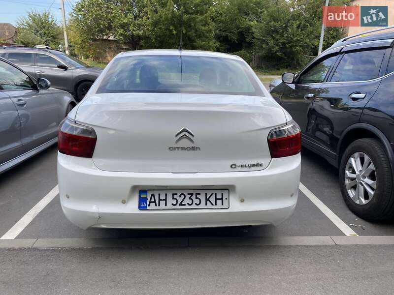 Седан Citroen C-Elysee 2014 в Киеве фото 6 Седан Citroen C-Elysee 2014 в Киеве