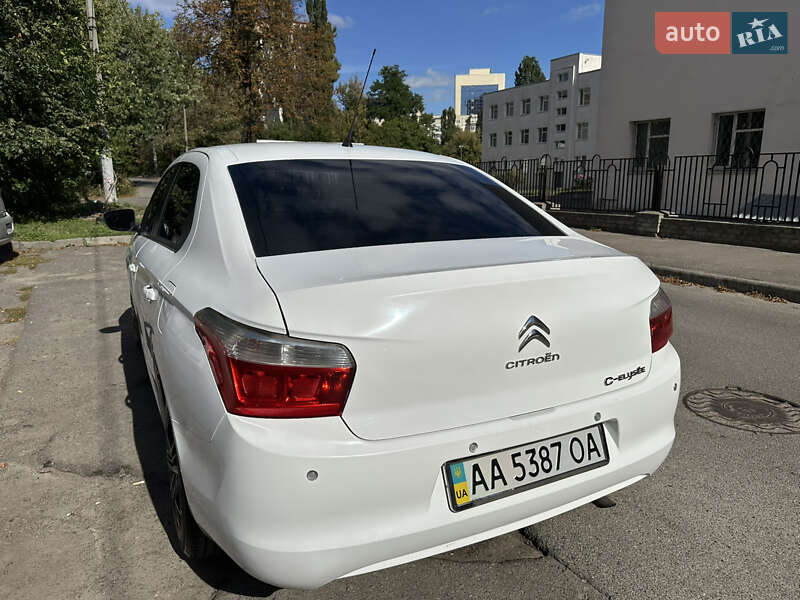 Седан Citroen C-Elysee 2013 в Киеве