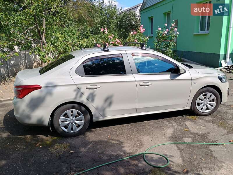 Седан Citroen C-Elysee 2019 в Киеве