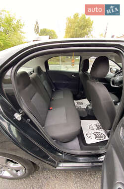 Седан Citroen C-Elysee 2015 в  фото 13 Седан Citroen C-Elysee 2015 в