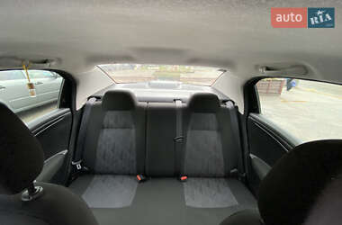 Седан Citroen C-Elysee 2015 в  фото 15 Седан Citroen C-Elysee 2015 в