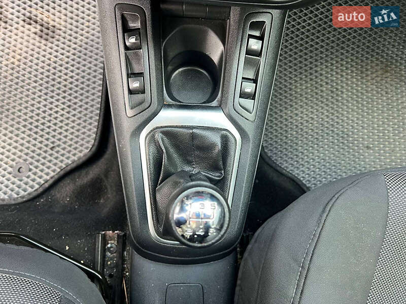 Седан Citroen C-Elysee 2013 в Львове фото 28 Седан Citroen C-Elysee 2013 в Львове