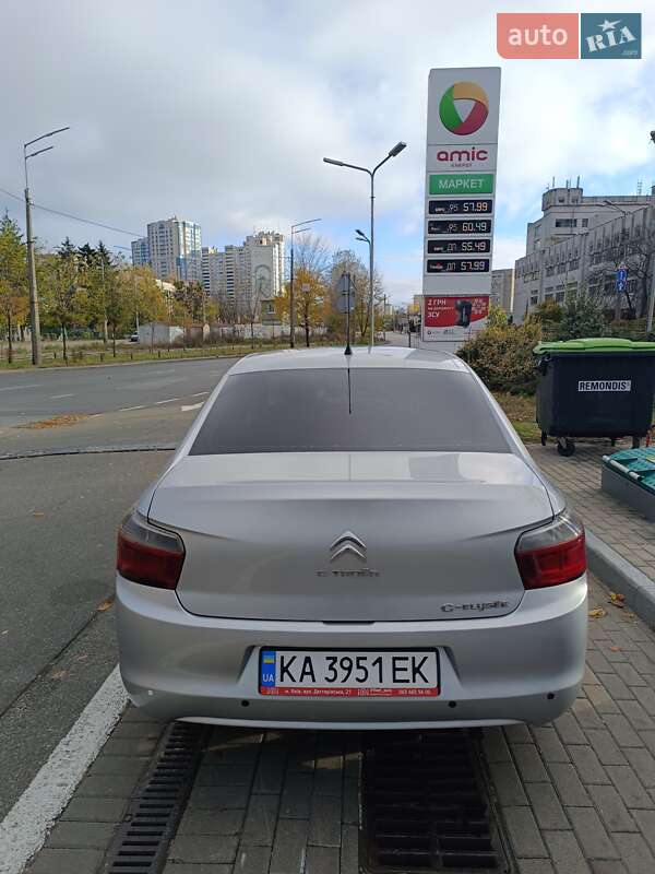 Седан Citroen C-Elysee 2016 в Києві