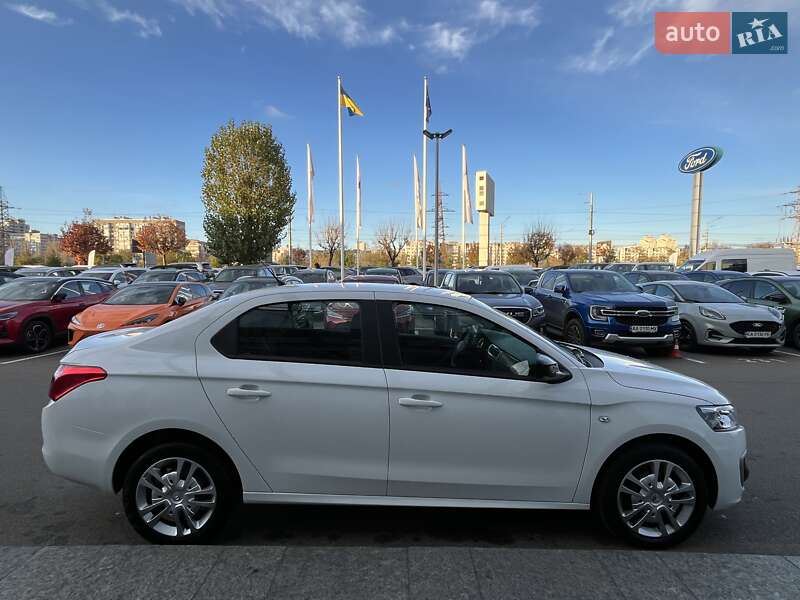 Седан Citroen C-Elysee 2023 в Киеве фото 5 Седан Citroen C-Elysee 2023 в Киеве