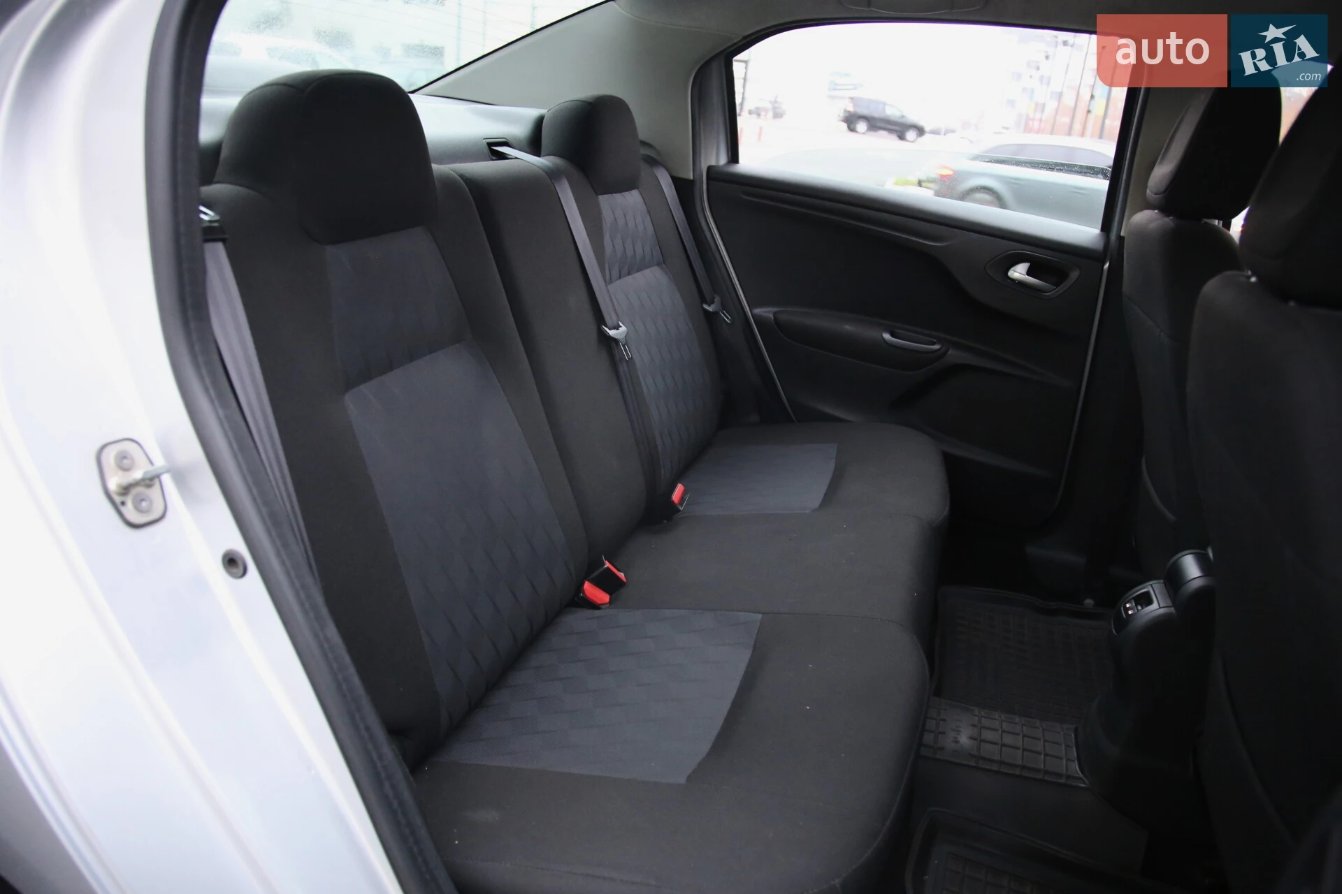 2013 Citroen C-Elysee - мініатюра 9