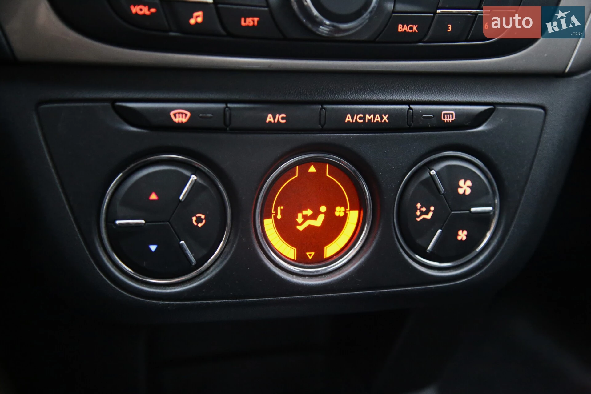 2013 Citroen C-Elysee - мініатюра 17