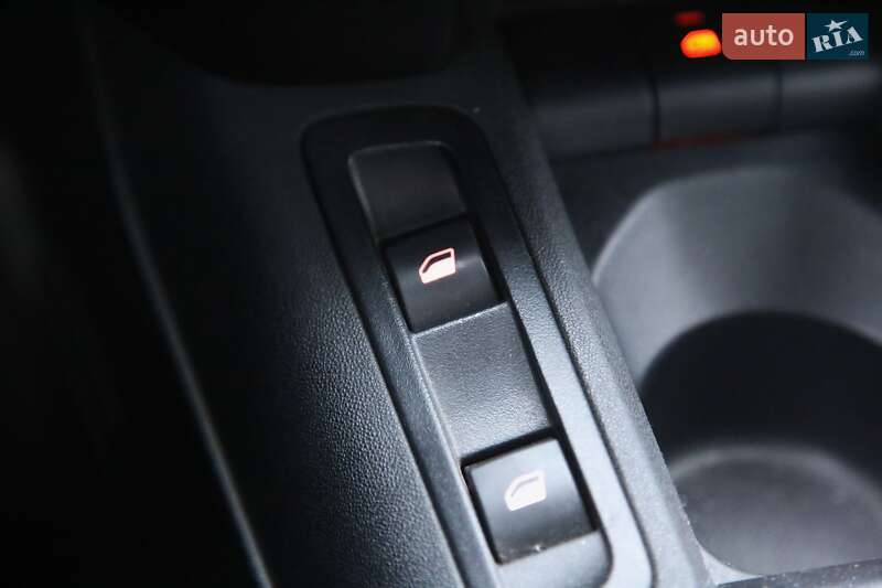 Седан Citroen C-Elysee 2013 в Харкові фото 18 Седан Citroen C-Elysee 2013 в Харкові