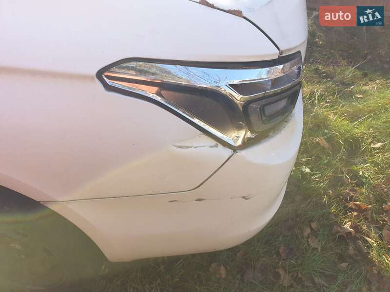 Седан Citroen C-Elysee 2018 в Києві