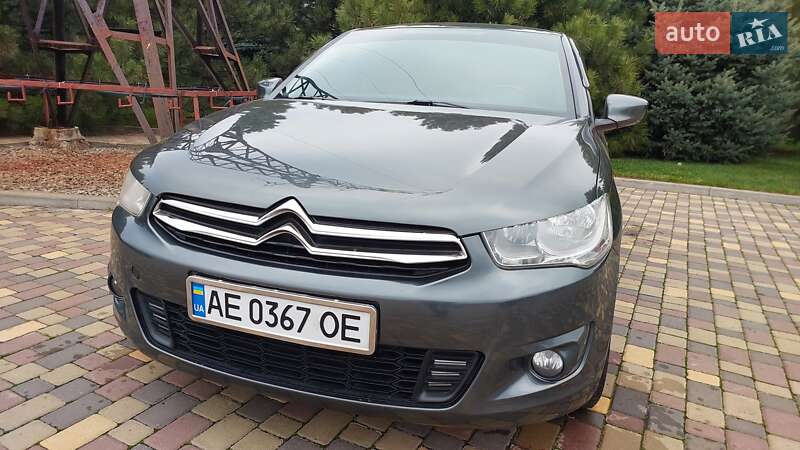 Седан Citroen C-Elysee 2012 в Днепре
