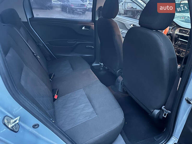 Седан Citroen C-Elysee 2013 в Черкасах фото 12 Седан Citroen C-Elysee 2013 в Черкасах