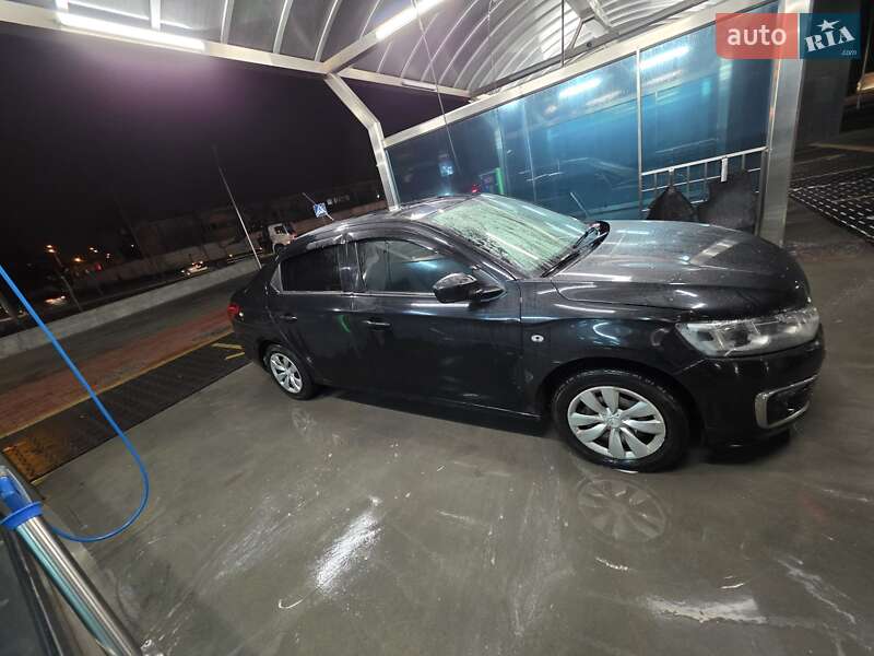 Седан Citroen C-Elysee 2017 в Києві