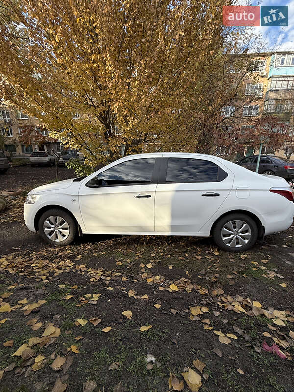 Седан Citroen C-Elysee 2014 в Петропавловке