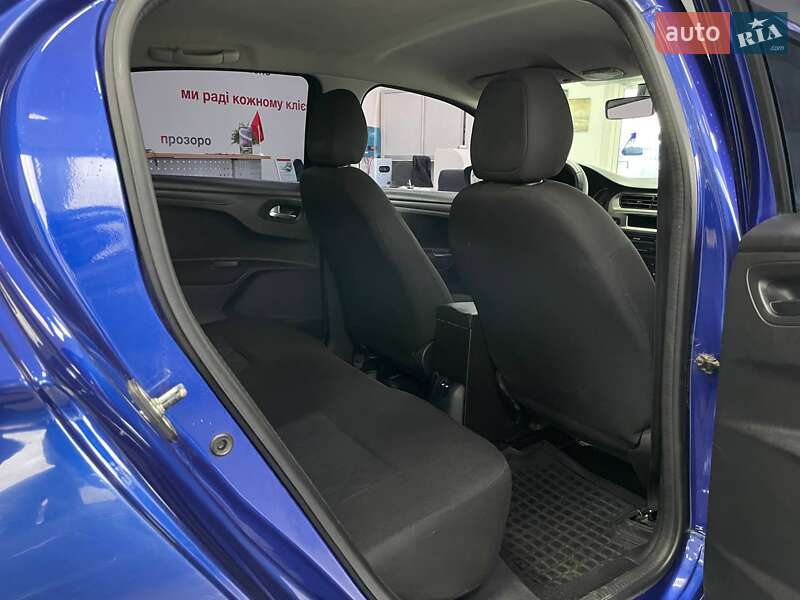 Седан Citroen C-Elysee 2017 в Киеве