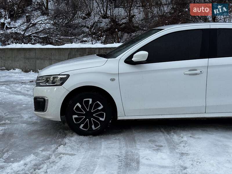 Седан Citroen C-Elysee 2018 в Киеве
