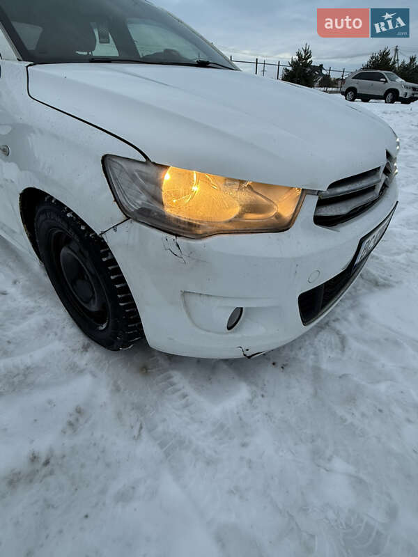 Седан Citroen C-Elysee 2013 в Львове фото 10 Седан Citroen C-Elysee 2013 в Львове