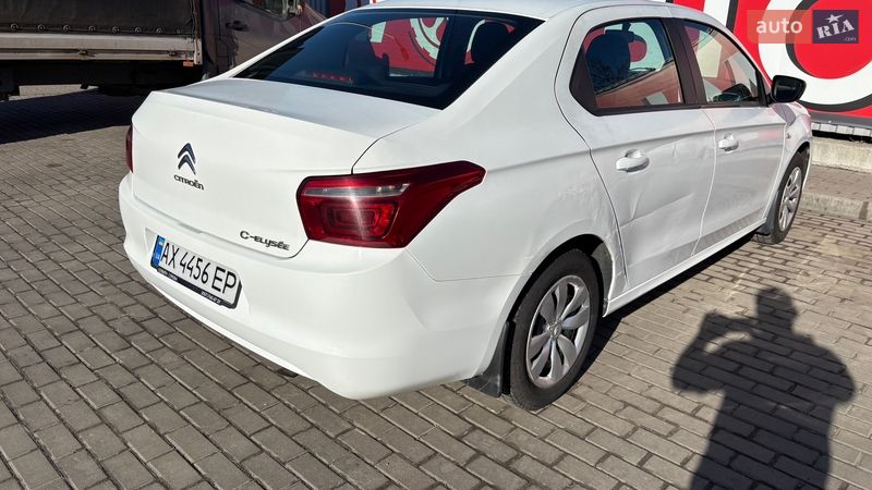 Седан Citroen C-Elysee 2017 в Киеве