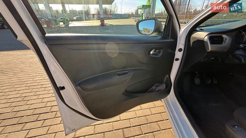 Седан Citroen C-Elysee 2017 в Киеве